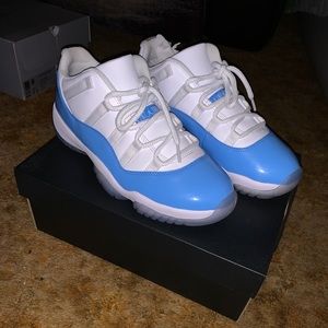 Air Jordan Retro 11 Low (Columbia)